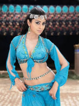 YOGITA - Escort JEENAL | Girl in Dubai