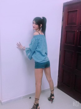 Suman - Escort in Dubai - ethnicity Arabian