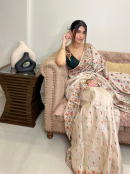Saara - Escort Indian Call Girls in Dubai | Girl in Dubai